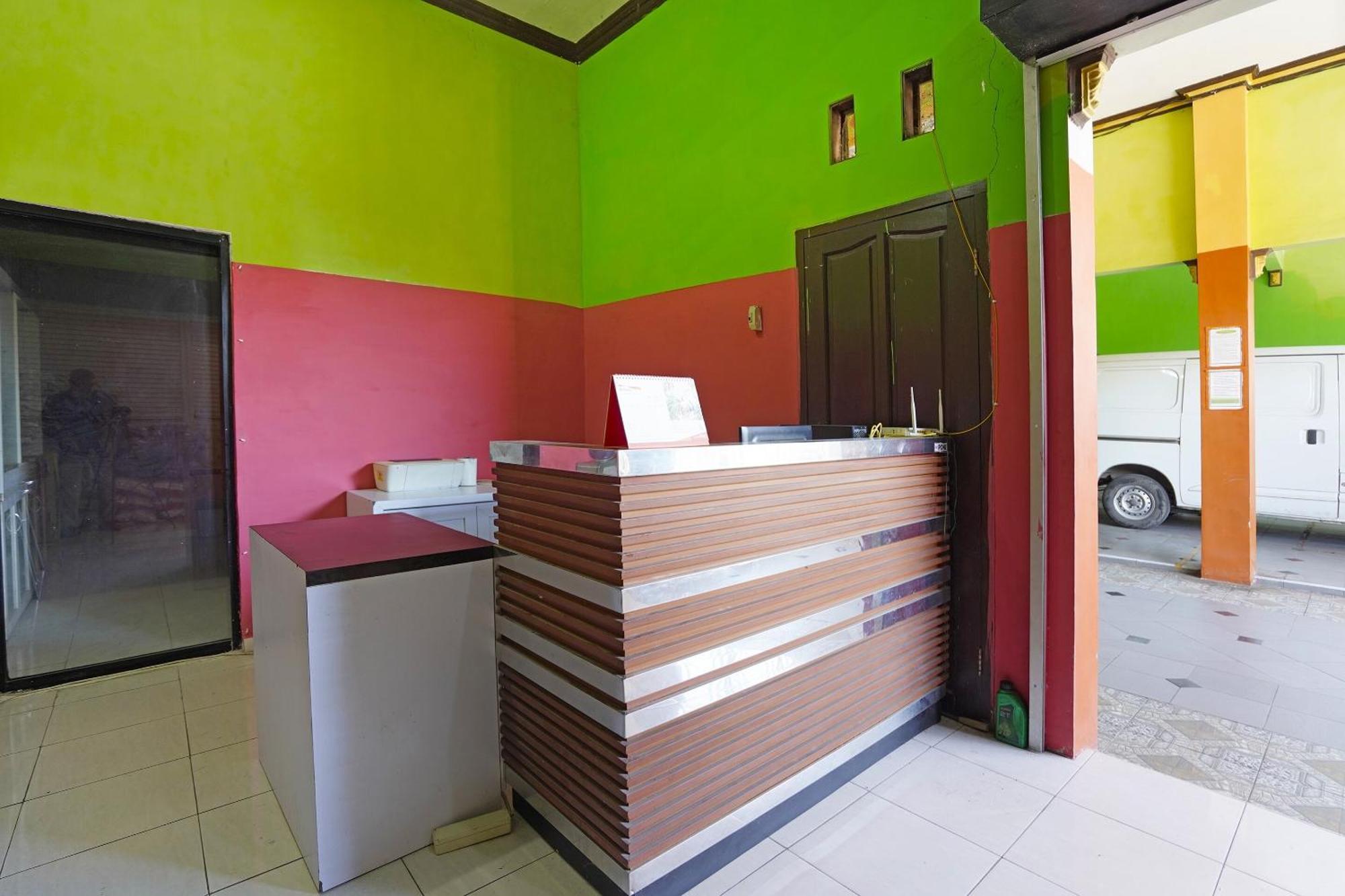 Oyo 91583 D'Cost Green Syariah Surabaya Eksteriør bilde